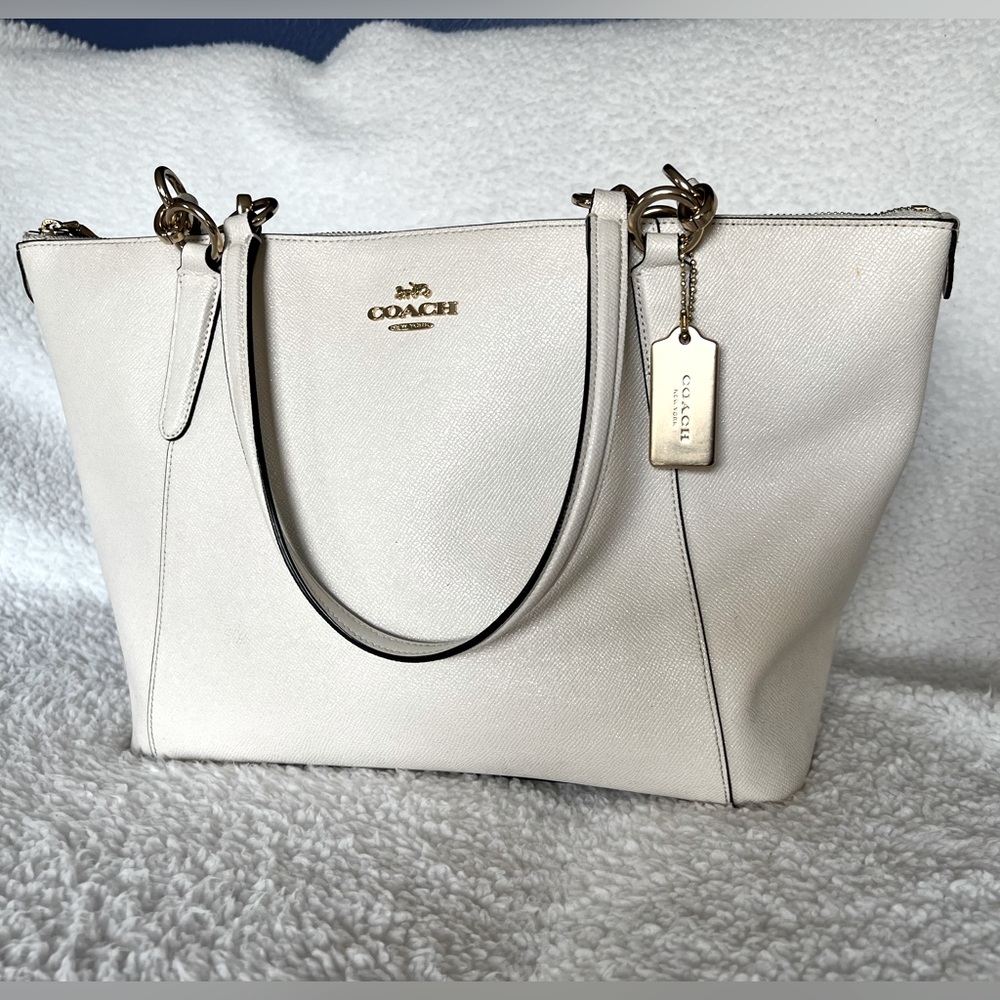 Coach Shoulder Bag